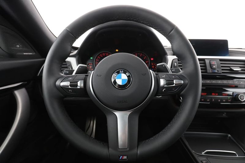 BMW 330 bild 17