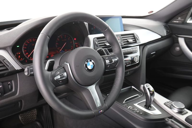 BMW 330 bild 11
