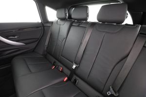 BMW 330 bild 14