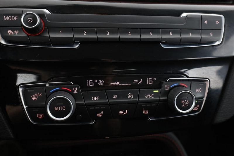 BMW X1 bild 24