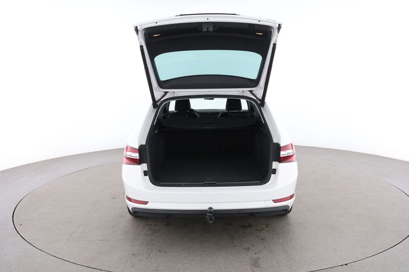 Skoda Superb bild 17