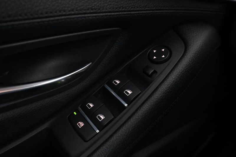 BMW 520 bild 35