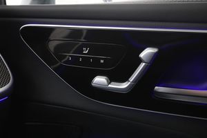 Mercedes GLC300 bild 32