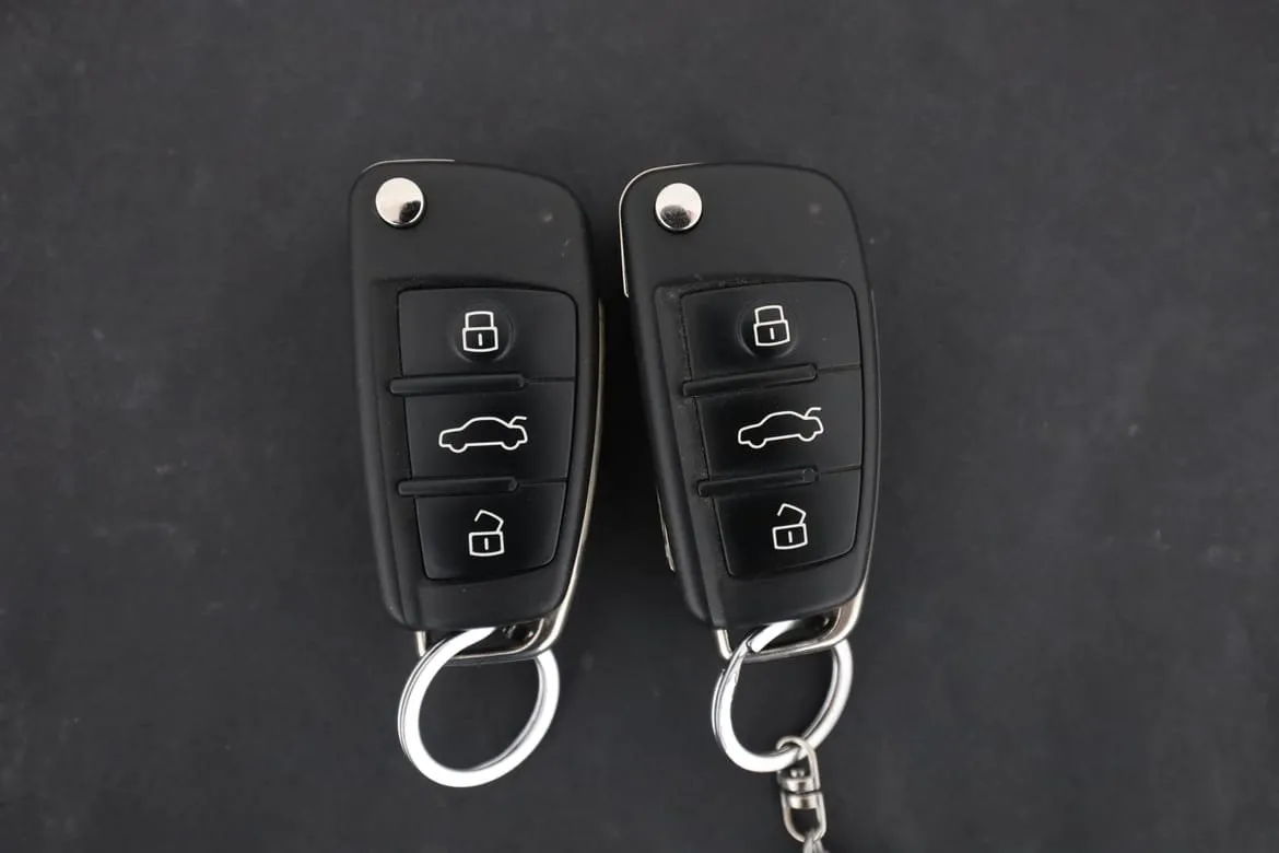 Vehicle image 36