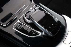 Mercedes GLC220 bild 29