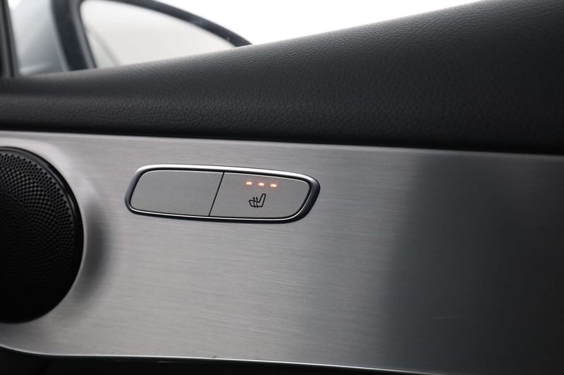 Mercedes GLC220 bild 32