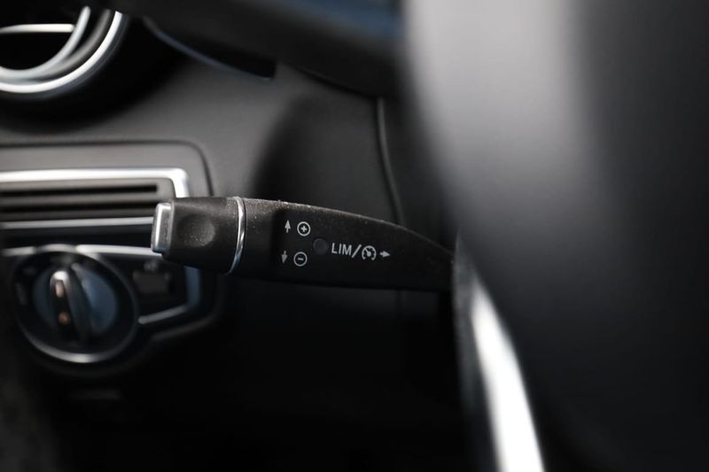 Mercedes GLC220 bild 37