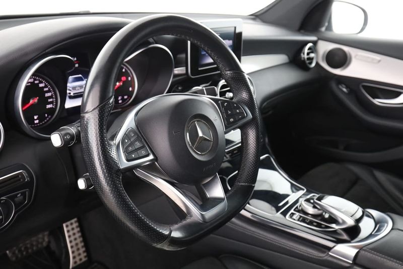 Mercedes GLC220 bild 12