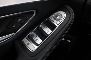 Mercedes GLC220 bild 38