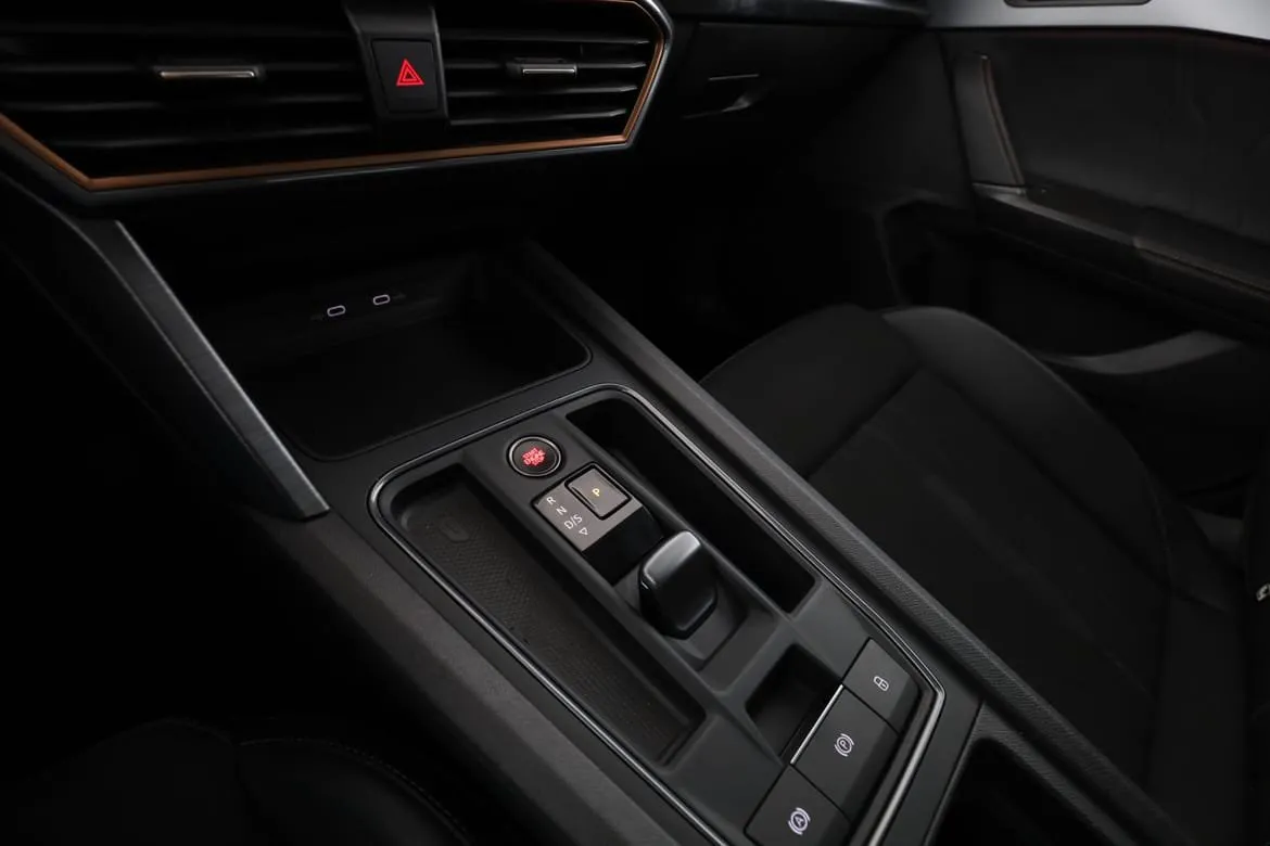 Vehicle image 26