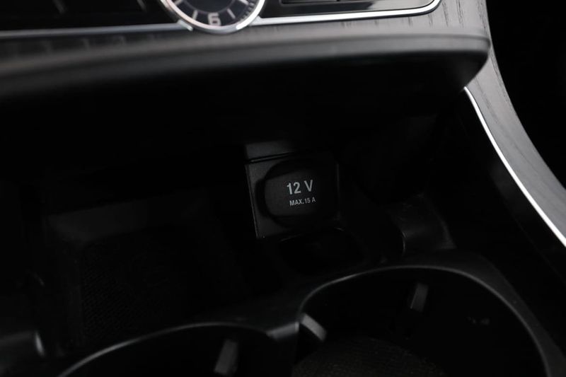 Mercedes E300 bild 30