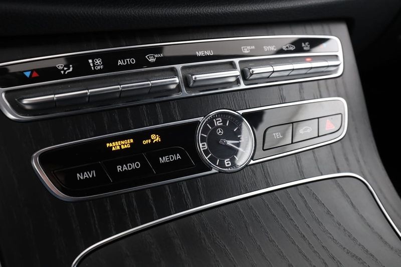 Mercedes E300 bild 26