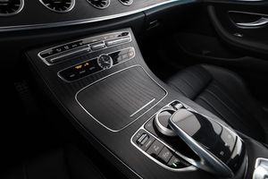 Mercedes E300 bild 24