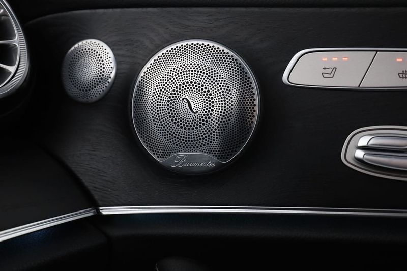 Mercedes E300 bild 36