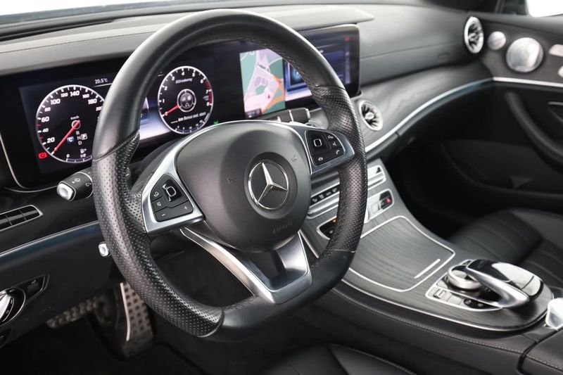 Mercedes E300 bild 12