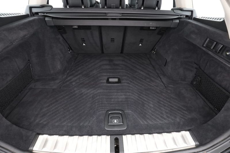BMW 320 bild 18