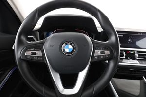 BMW 320 bild 19