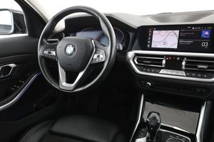 BMW 320 bild 14