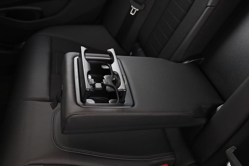 BMW 320 bild 37