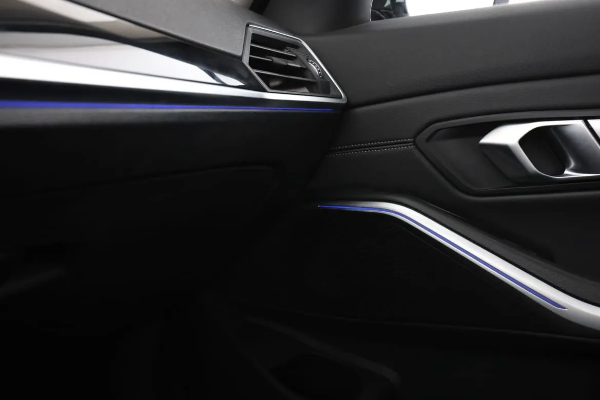 Vehicle image 31