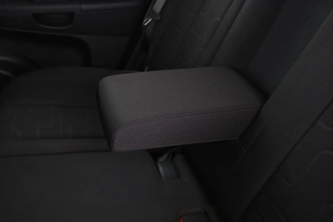 Vehicle image 34