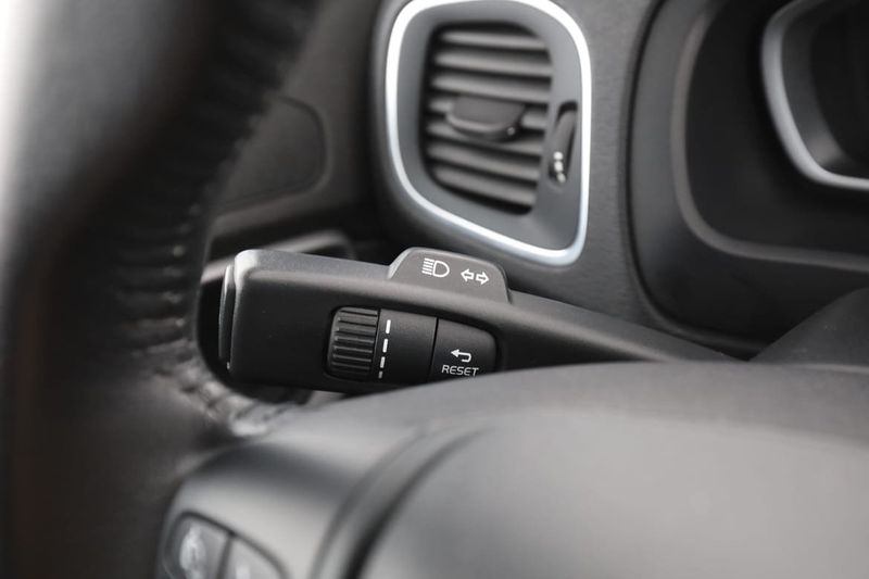 Volvo V40 bild 28