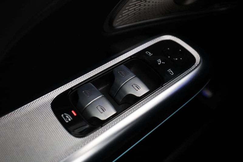 Mercedes E300 bild 31