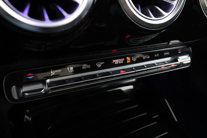 Mercedes CLA45 AMG bild 26