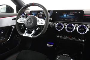 Mercedes CLA45 AMG bild 14