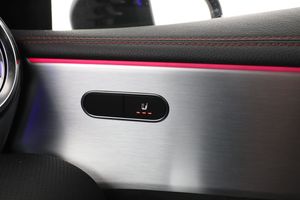 Mercedes CLA45 AMG bild 33