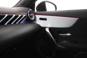 Mercedes CLA45 AMG bild 32