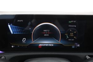 Mercedes CLA45 AMG bild 20
