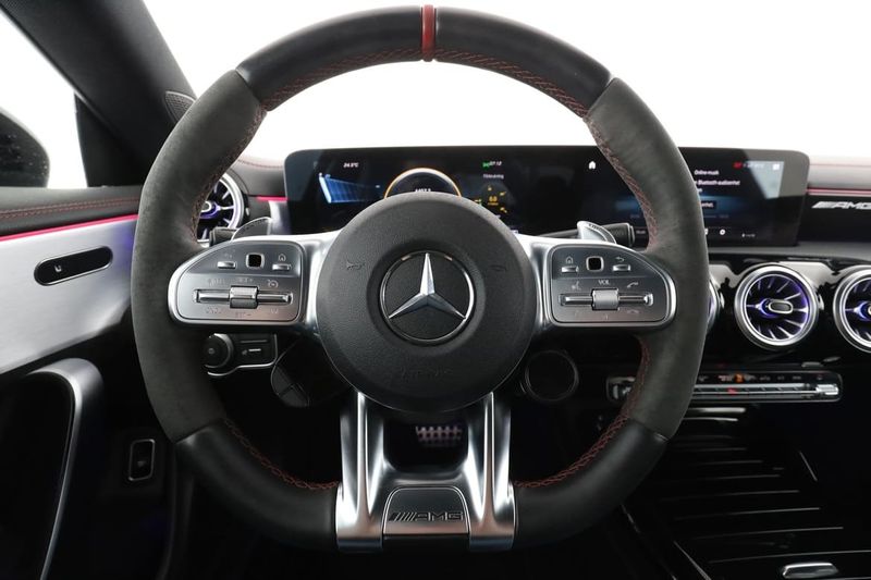 Mercedes CLA45 AMG bild 19