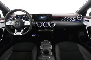 Mercedes CLA45 AMG bild 13