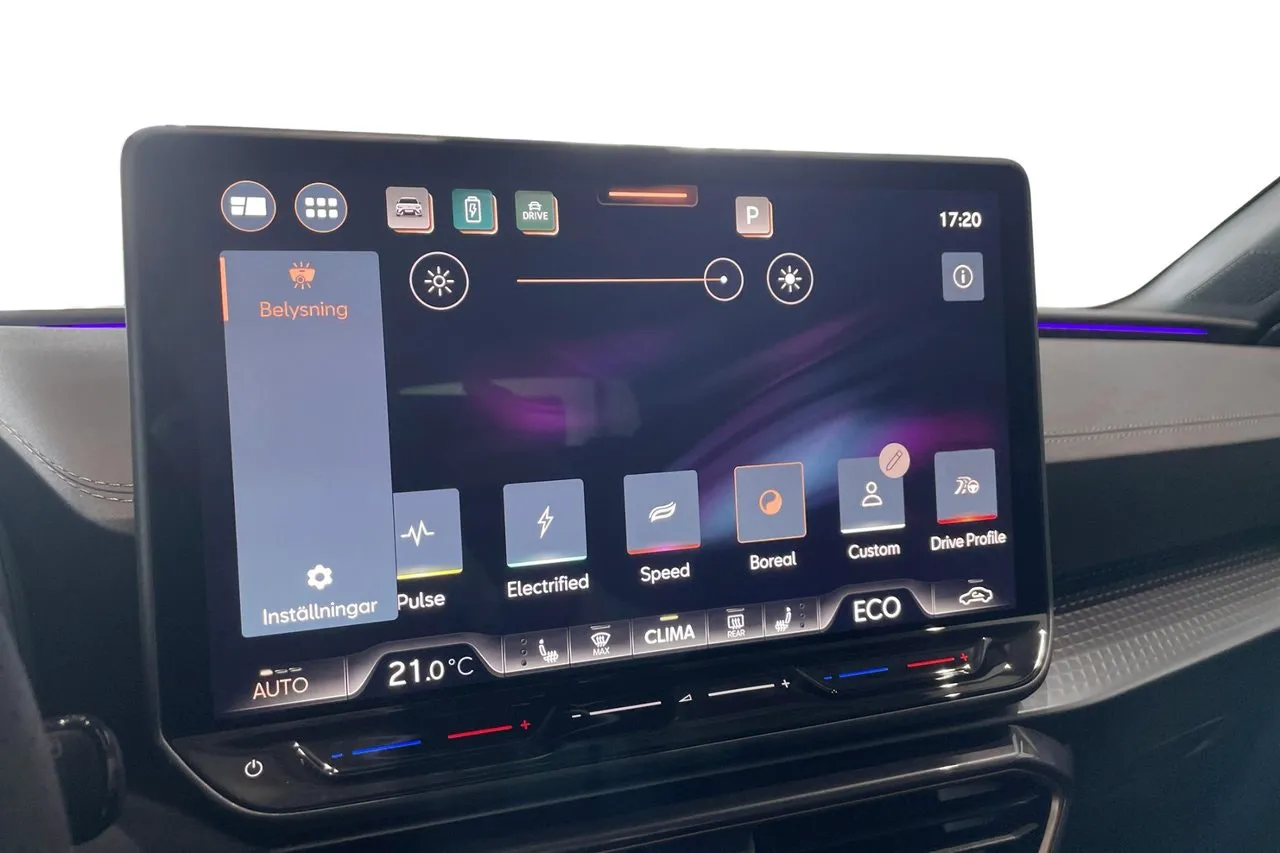 Vehicle image 21