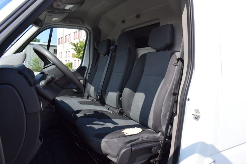 Nissan NV400 bild 7