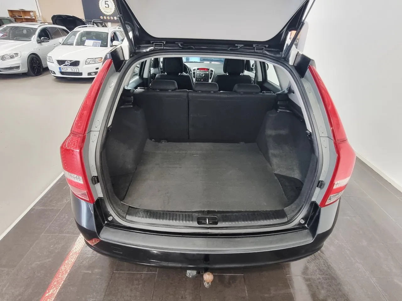 Vehicle image 20