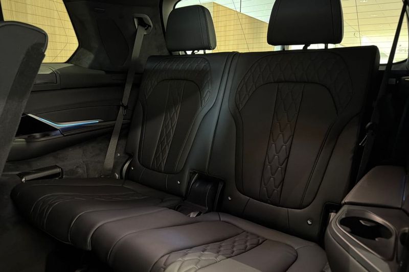 BMW X7 bild 24