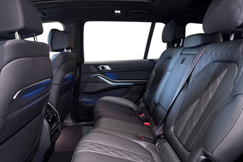BMW X7 bild 13
