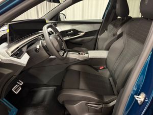 Peugeot e-3008 bild 5