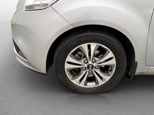 Kia Venga bild 23