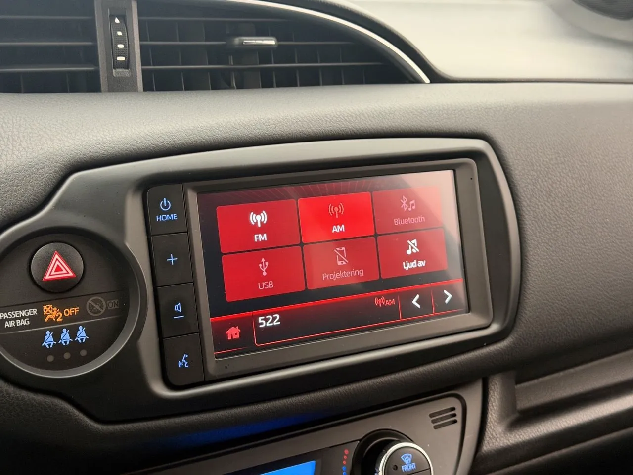 Vehicle image 20