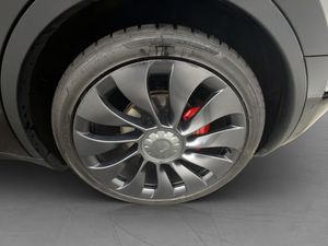 Tesla Model Y bild 30