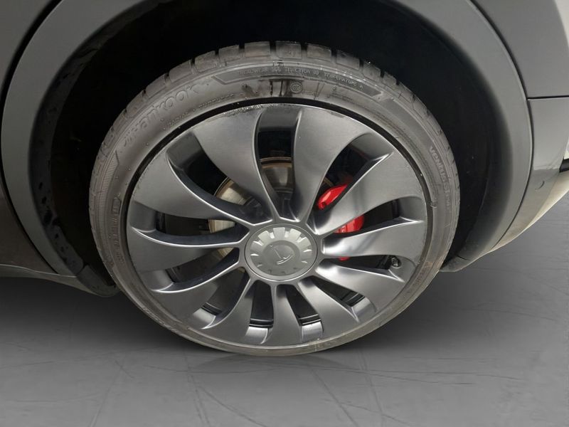 Tesla Model Y bild 30