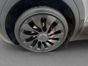 Tesla Model Y bild 29