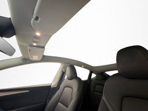 Tesla Model Y bild 11