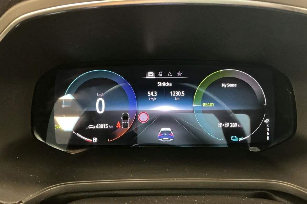 Vehicle image 18