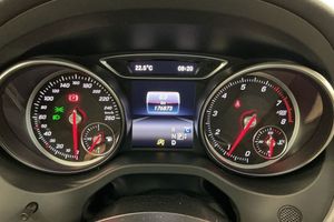 Mercedes GLA220 bild 22