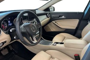 Mercedes GLA220 bild 11