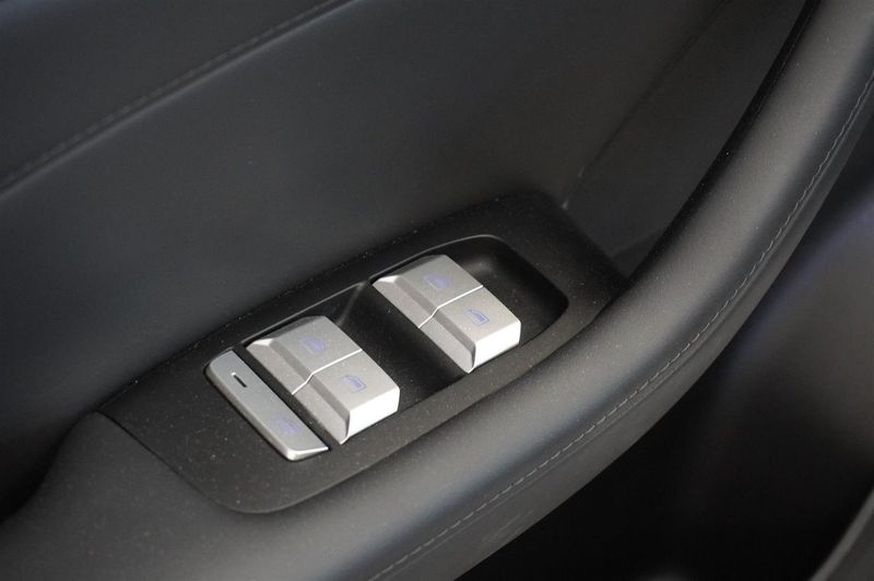 MG S5 EV bild 16